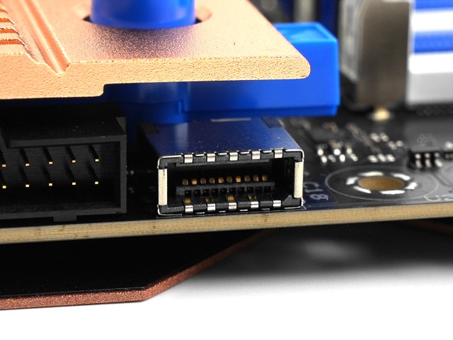 ASUS ROG CROSSHAIR 2006