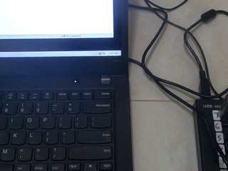 开发者用 AI 协助编写驱动程式 让 Windows 98 支援 Thunderbolt 4 与 USB4